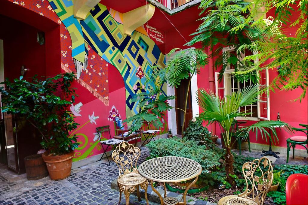 Santico Art Hotel And Hostel Budapesta Exterior foto
