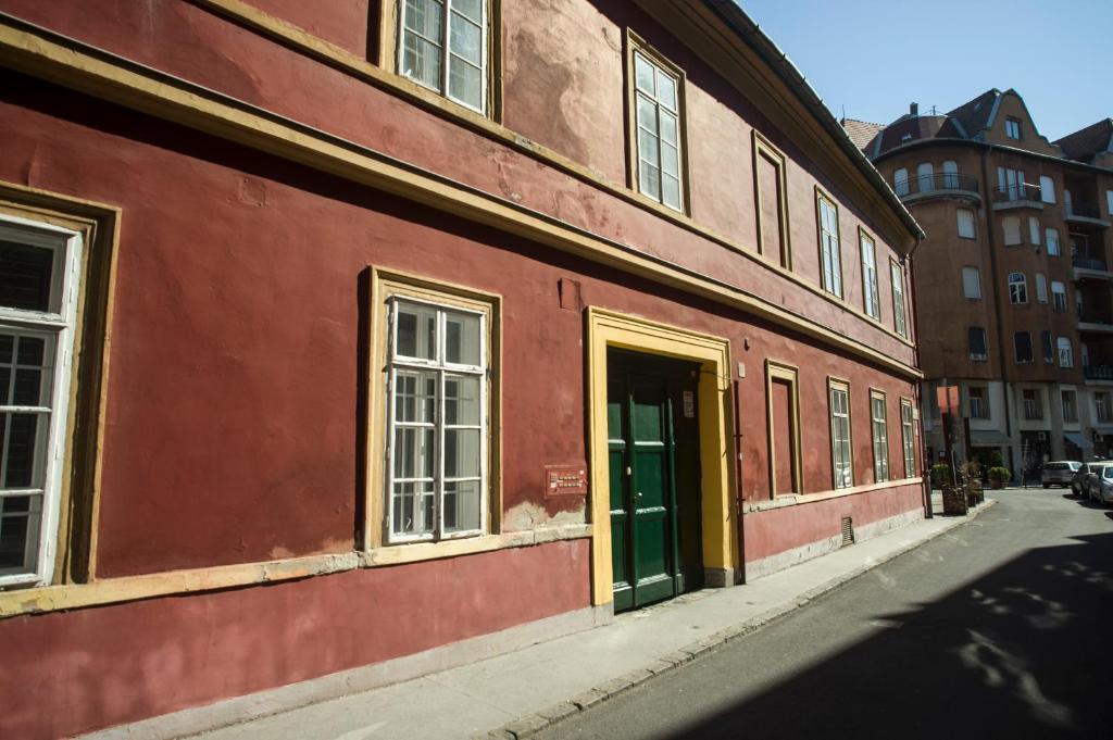 Santico Art Hotel And Hostel Budapesta Exterior foto
