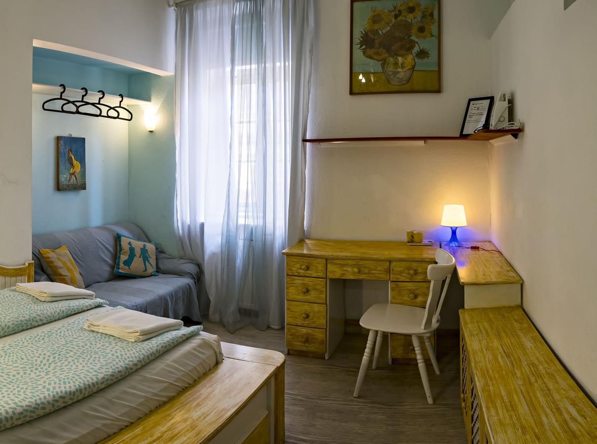 Santico Art Hotel And Hostel Budapesta Cameră foto