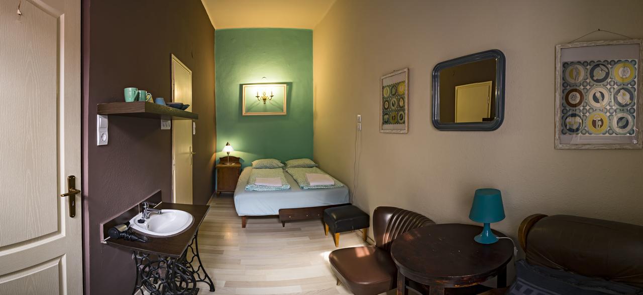 Santico Art Hotel And Hostel Budapesta Exterior foto