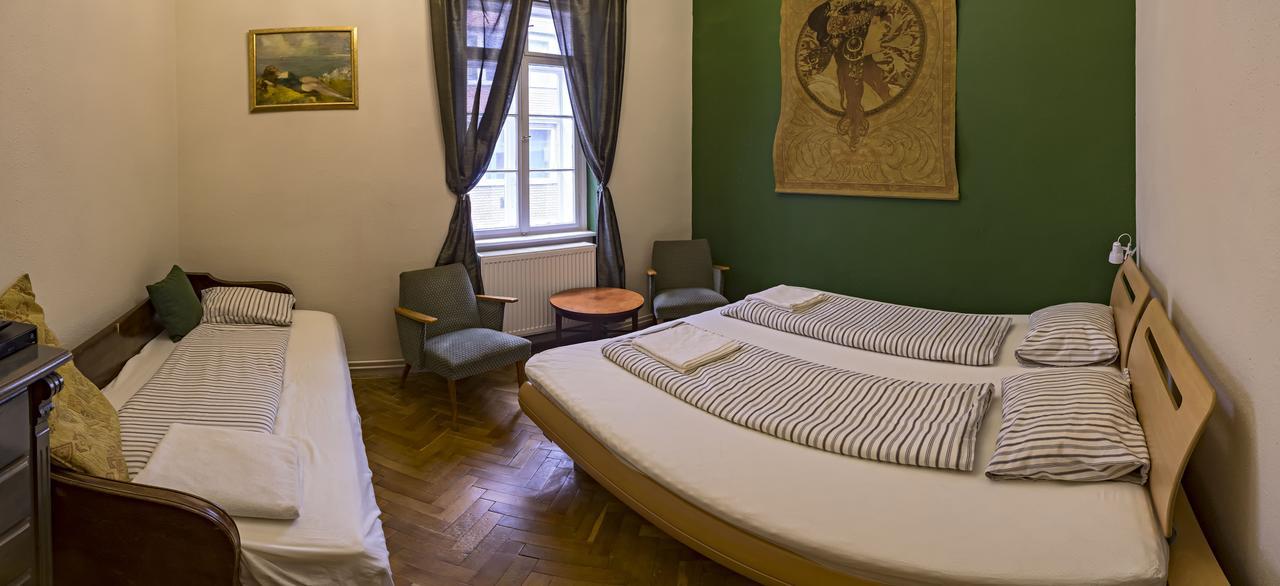 Santico Art Hotel And Hostel Budapesta Exterior foto