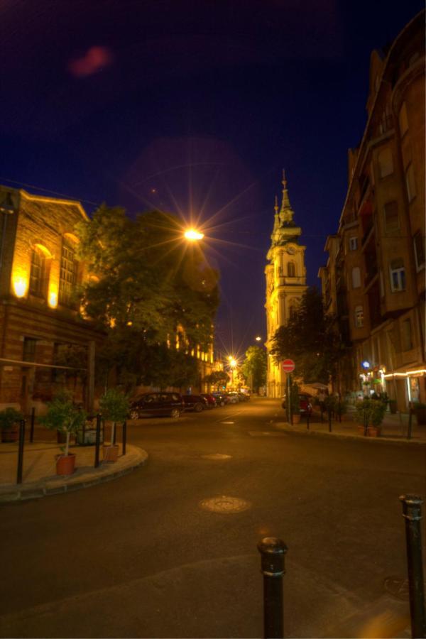 Santico Art Hotel And Hostel Budapesta Exterior foto